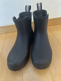 Item thumbnail for item b8838d53-c3b6-4186-bfb1-68519cb8be3b