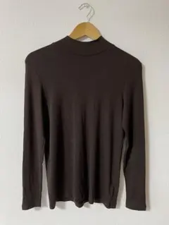UNIQLO ユニクロ リブハイネックT（長袖） ブラウン