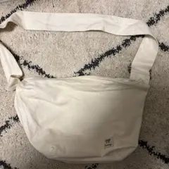 PENNEY'S ホワイト ショルダーバッグ