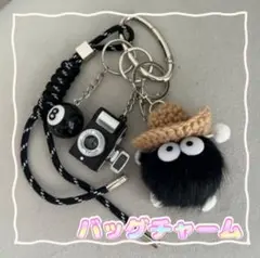 じゃらじゃら バックチャーム キーホルダー ふわふわ かわいい カメラ ブラック