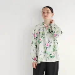 美品nofl ノフル リネンプリントギャザーブラウス　シャツ ゆったり 麻 花柄