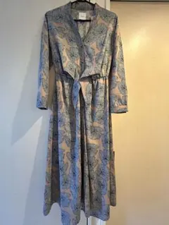 【美品】AMERI VINTAGE 花柄 シャツワンピースのサムネイル