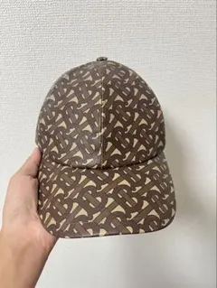 Burberry帽子のサムネイル