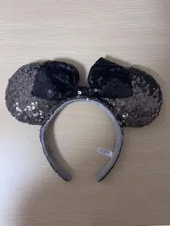 ディズニー　カチューシャ　黒・シルバー スパンコール