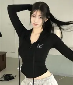 【MUCENT】ムセント ルエン シグネチャー スリム フード パーカー