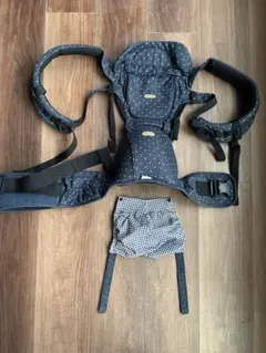 Baby&Me 抱っこ紐 ネイビー・ドット