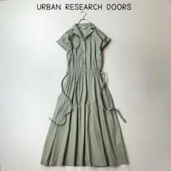 URBAN RESEARCH DOORS オープンカラー　ギャザーワンピース