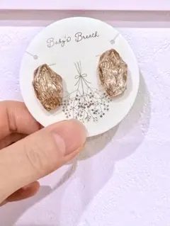 華やか✨クリア　ゴールド　レジン　ハンドメイド　透明樹脂ピアス