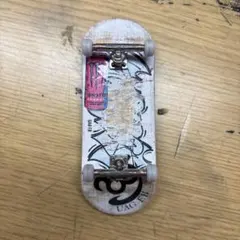 Item thumbnail for item e36d803d-dab4-4905-9def-8faeb3b779b9