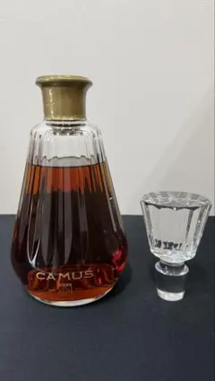 【未開栓】CAMUS COGNAC カミュ コニャック バカラ クリスタルボトルのサムネイル