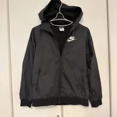 ナイロンジャケット フード付き