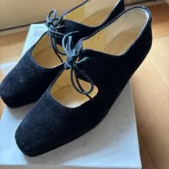 Marie Claire 黒 ベロアハイヒールパンプス　23.5cm E