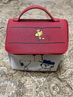 スヌーピー 犬小屋型 バニティポーチ レッド