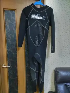 【値下げ！】メンズ　ウェットスーツ　フルスーツ　5×4mm　オールジャージ　中古 ONEILL オニール MR JERSEMI 3mm ジャーセミ MSS-536A5 メンズ