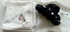 Maison de FLEUR オーガンジーパールバンスクリップ　ハンカチセットのサムネイル