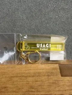 新品未使用未開封　ちいかわ　うさぎ　ホテルキーホルダー