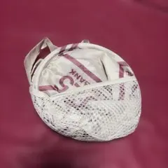 Item thumbnail for item b6ff74bf-4c81-4d73-92b6-9a426d74a295