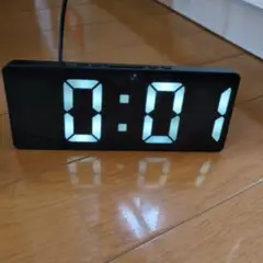 目覚まし時計　デジタルLED時計 ブラック