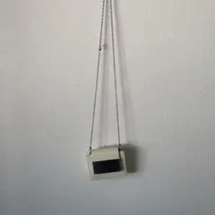 Matin Kim ホワイト ショルダーバッグ