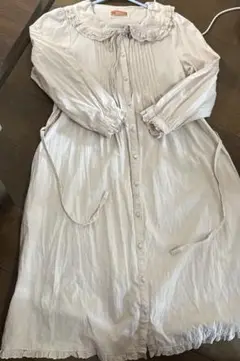 en faceフリル付きワンピース
