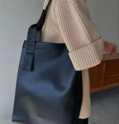 CLANE ショルダーバック　ブラック