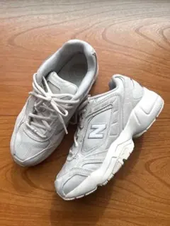 ニューバランス 452