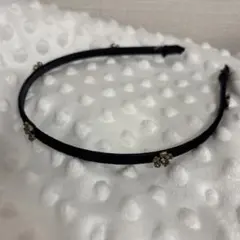 カチューシャ ブラック ベロア 花 ビジュー