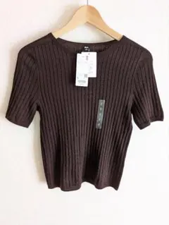 UNIQLO　3Dメリノリブクルーネックセーター　ダークブラウン　Sサイズ