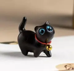 ねこ 置物　木彫り 招き猫　雑貨 幸運 インテリア 黒猫の置物　スーダン