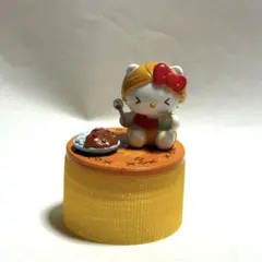 ハローキティ 福岡限定 若宮追い出し猫バージョン - メルカリ