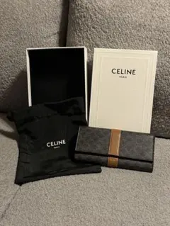 CELINE トリオンフ ラージフラップウォレットのサムネイル