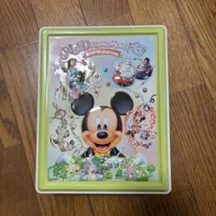 東京ディズニーランド　缶