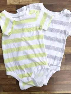 BabyGap★90ロンパース2枚セット★ユニセックス★ボディスーツ