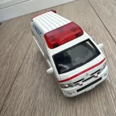 トミカ改造 自作品 いすゞエルフ トライハート型救急車 - メルカリ