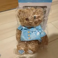 茶色のぬいぐるみ 水色のシャツ　テディベア