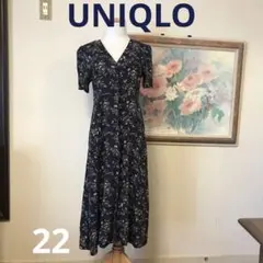 UNIQLOネイビー 花柄 半袖 ロングワンピース