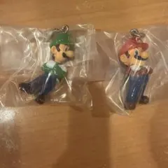 スーパーマリオ　めじるしアクセサリー　マリオ　ルイージ　2点セット