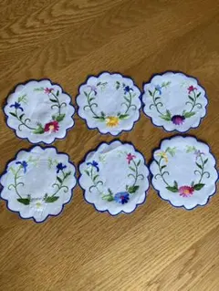 花刺繍スカラップエッジテーブルクロス 直径14cm - メルカリ