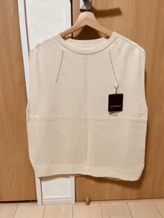 ATHENA ニットベスト オフホワイト クルーネック 新品　M〜L 日本製