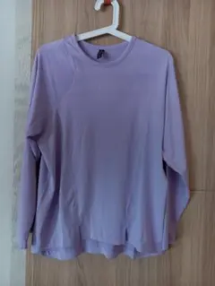 アディダス　adidas速乾Tシャツ　スポーツ　ヨガマラソン