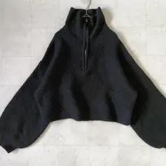 イング ハーフジップニット黒ショート丈 片畦編みボリューム袖ドロップショルダーМ