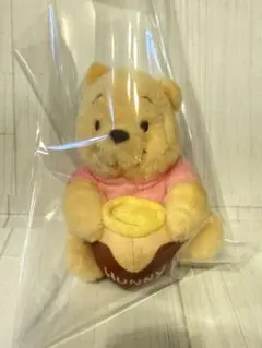 ディズニーストア　くまのプーさん ハニーポット付き プラッシュキーチェーン