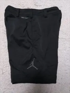 ジョーダン×ナイキ　ハーフパンツ　ストレッチ　黒のサムネイル