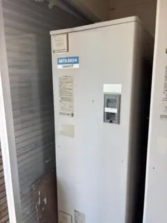 x*4様 HITACHI 家庭用ヒートポンプ給湯機 BHP-TAW46P1 エコ - メルカリ
