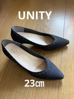 unity スタッズ付き パンプスのサムネイル
