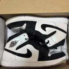 Nike Air Jordan 1 Mid“Omega/Black/White”