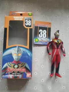ウルトラマン ジャスティス クラッシャーモード フィギュア 38