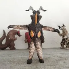 はしもとみお 【ウルトラ怪獣彫ってみた。2】ゼットン