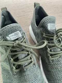 New Balance「FUEL CORE COAST」スニーカーのサムネイル