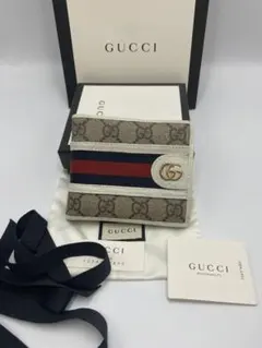 美品‼️グッチ 二つ折り財布 オフディア GGマーモントシェリーライン